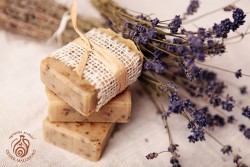 Levandu�ov� mydlo s koz�m mliekom